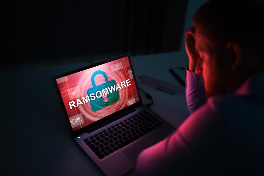 Mit immer neuen Techniken versuchen Angreifer, ihre Ransomware auf die Systeme von Opfern zu bringen.