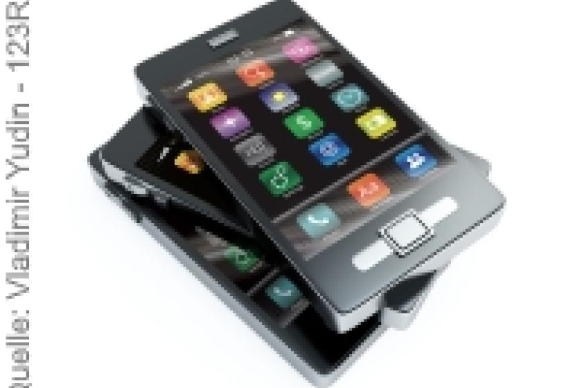 In Zeiten der EU-DSGVO gilt es auch die Daten auf Mitarbeiter-Smartphones unter Kontrolle zu halten. Ein EMM kann hierbei helfen.