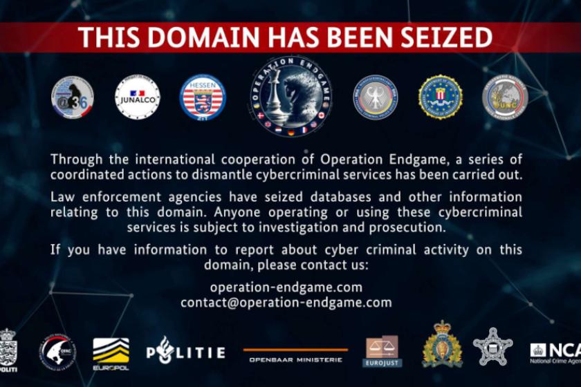 Ein schwarzes Webseiten-Banner mit den Logos der beteiligten Polizeibehörden informiert darüber, dass die Domain beschlagnahmt wurde.