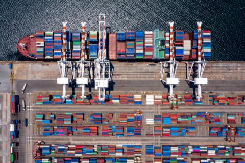 Kubermatic hat in Version 2.27 der Kubernetes-Plattform unter anderem die KubeVirt-Funktionalität verbessert, um virtuelle Maschinen neben Containern effektiver auszuführen. (Quelle: avigatorphotographer - 123RF)