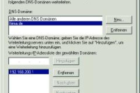Die Weiterleitungen und bedingten Weiterleitungen können Sie in den Eigenschaften des DNS-Servers konfigurieren. Beachten Sie, dass Sie im Dialogfenster die DNS-Domäne auswählen müssen, um die konfigurierten DNS-Server für diese Domäne zu überprüfen.