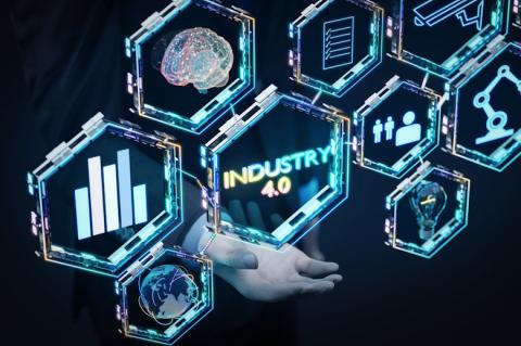 Mit vernetzten und durchgängig digitalen Prozessen legen Unternehmen ein robustes Fundament, um ihre Abläufe über die reine Produktion hinweg zu automatisieren. (Quelle: jamesteohart – 123RF)