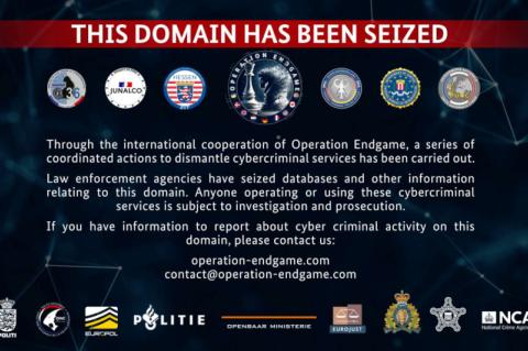 Ein schwarzes Webseiten-Banner mit den Logos der beteiligten Polizeibehörden informiert darüber, dass die Domain beschlagnahmt wurde.