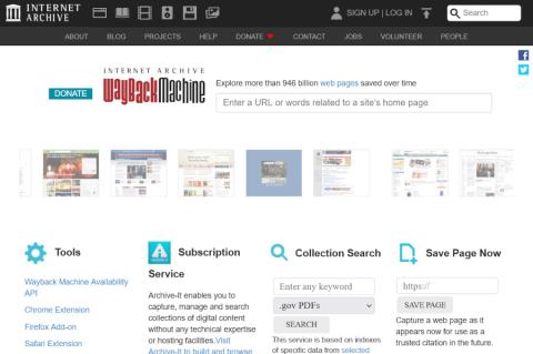 Startseite des Internet Archive: Oben eine schwarze Navigationsleiste mit dem weißen Logo des Internet Archive links und einem Suchfeld für URLs oder Schlüsselwörter in der Mitte. 