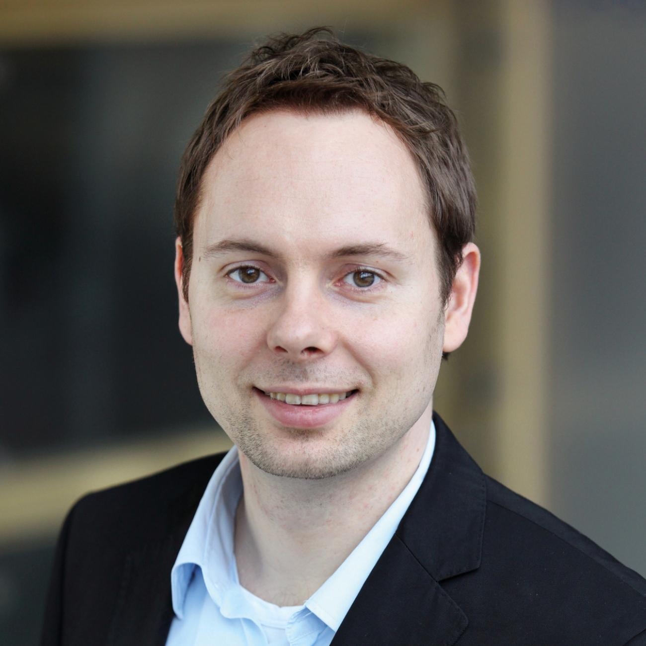 Dr. Guido Söldner